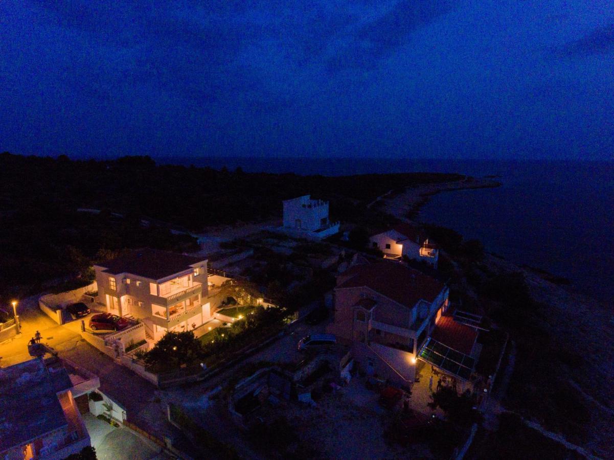 Apartments By The Sea Razanj, Rogoznica - 7484 Buitenkant foto