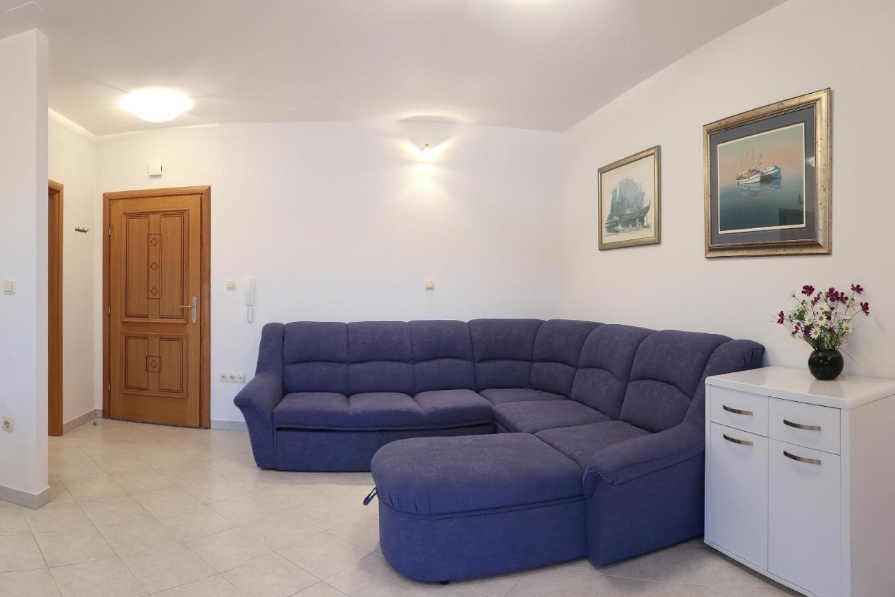 Apartments By The Sea Razanj, Rogoznica - 7484 Buitenkant foto